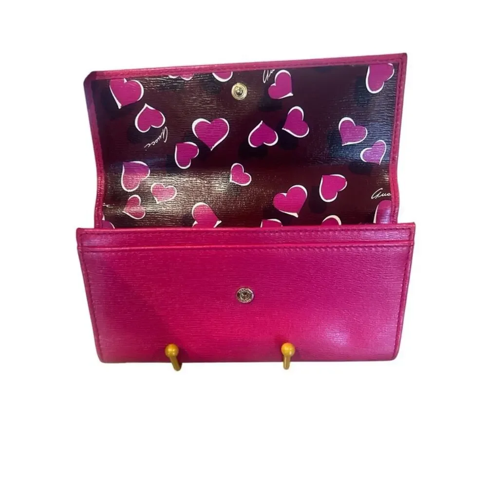 Gucci LE GG Interlocking Hearts Long Wallet in pink